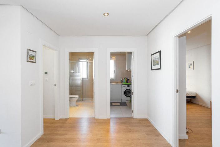Image No.17-4 Bed Apartment for sale