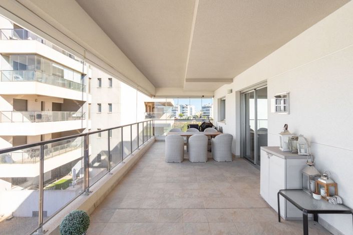 Image No.3-4 Bed Apartment for sale