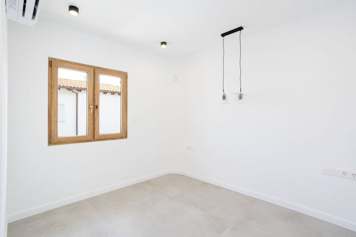 Image No.32-3 Bed Villa for sale