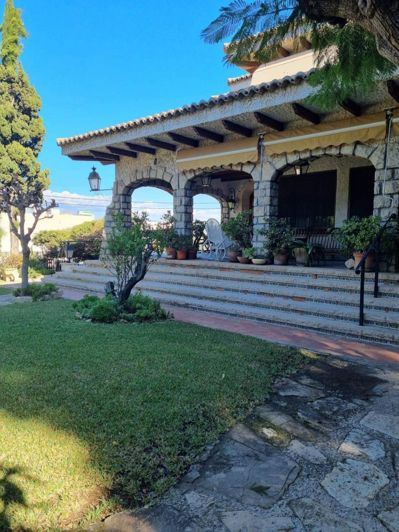 Image No.18-6 Bed Villa for sale