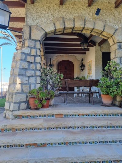 Image No.19-6 Bed Villa for sale