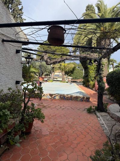 Image No.20-6 Bed Villa for sale
