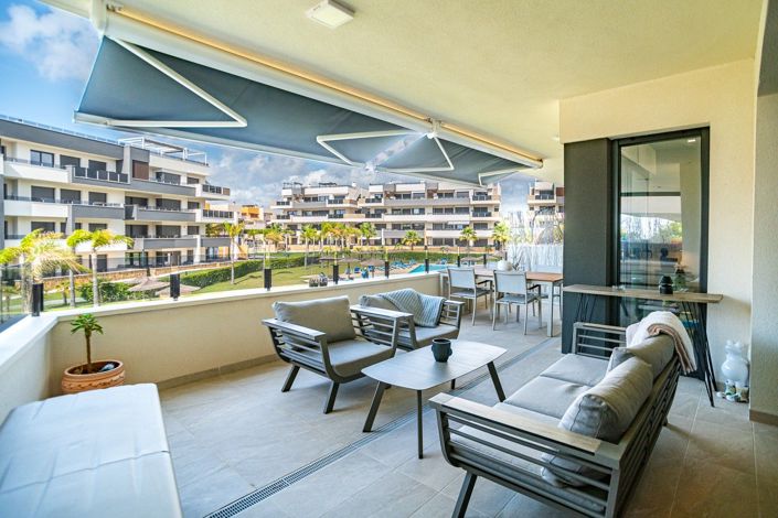 Image No.3-Appartement de 2 chambres à vendre à Torrevieja