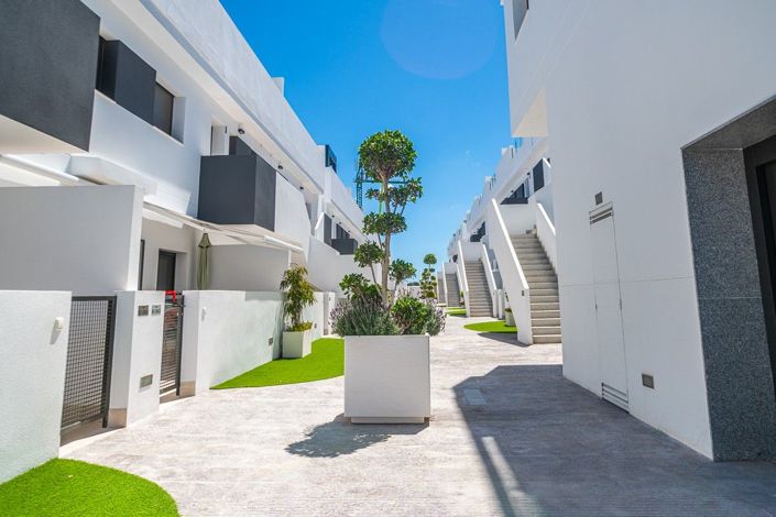 Image No.2-Appartement de 3 chambres à vendre à Torrevieja