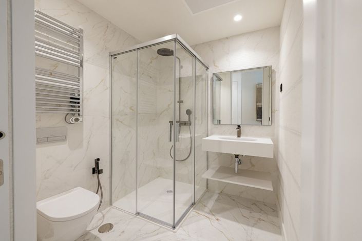 Image No.11-5 Bed Apartment for sale