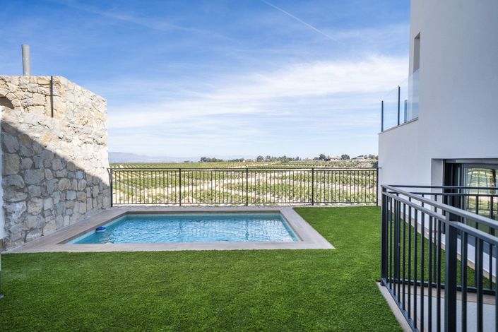 Image No.2-3 Bed Villa for sale