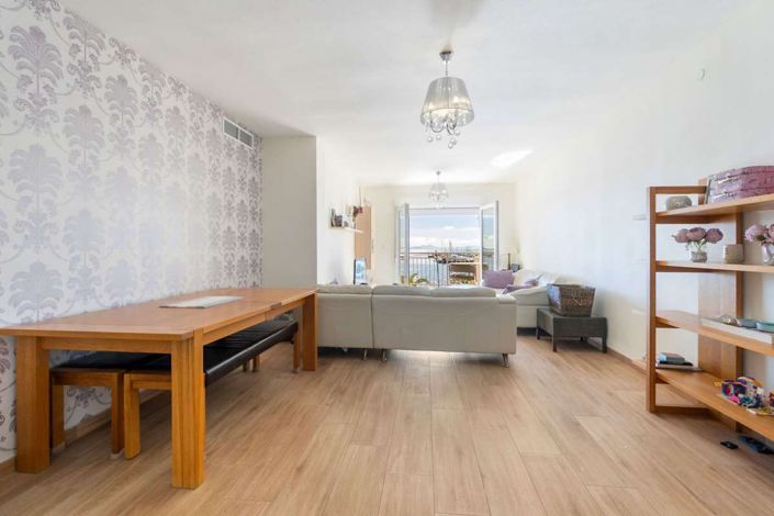 Image No.6-3 Bed Apartment for sale