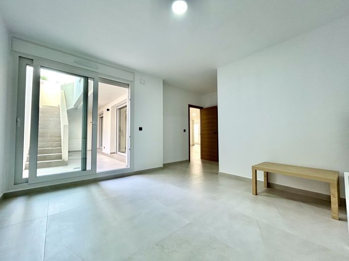 Image No.34-4 Bed Villa for sale