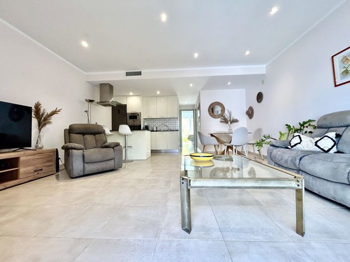 Image No.4-3 Bed House for sale