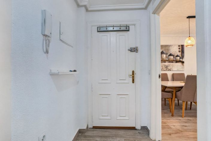 Image No.20-3 Bed Apartment for sale