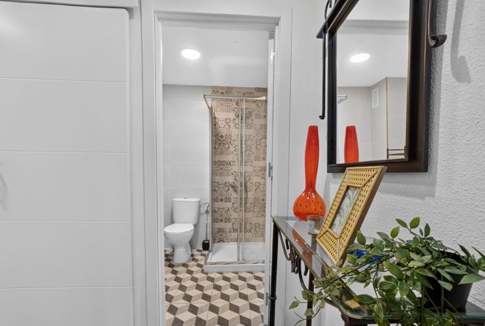 Image No.21-3 Bed Apartment for sale