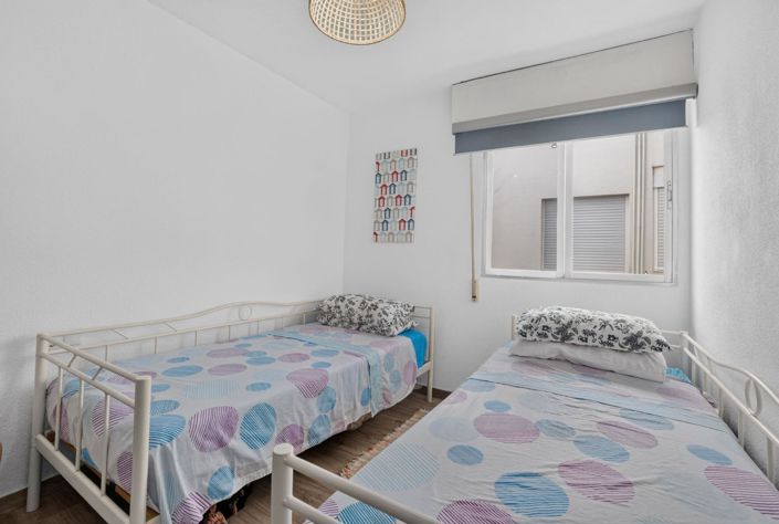 Image No.25-3 Bed Apartment for sale