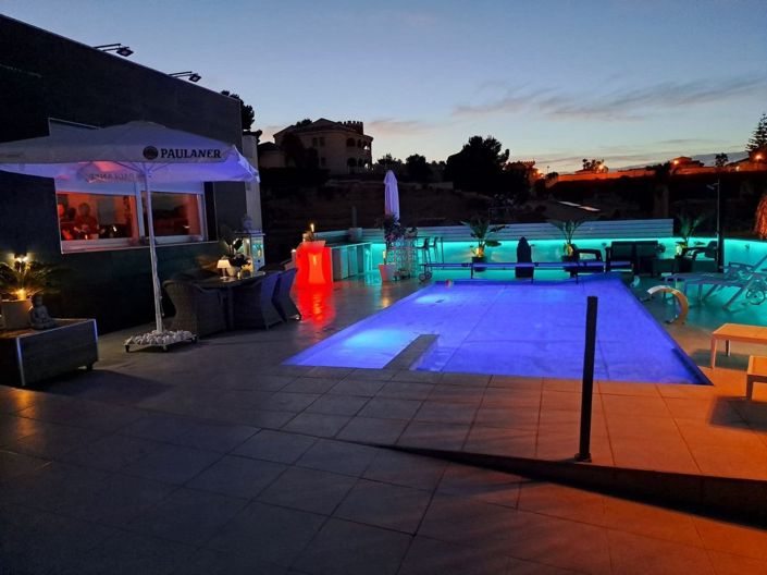 Image No.4-6 Bed Villa for sale