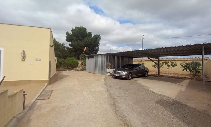 Image No.19-3 Bed Country House for sale