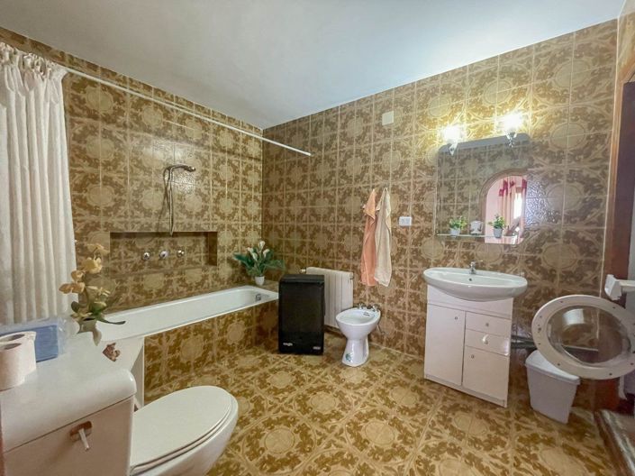 Image No.43-4 Bed Villa for sale
