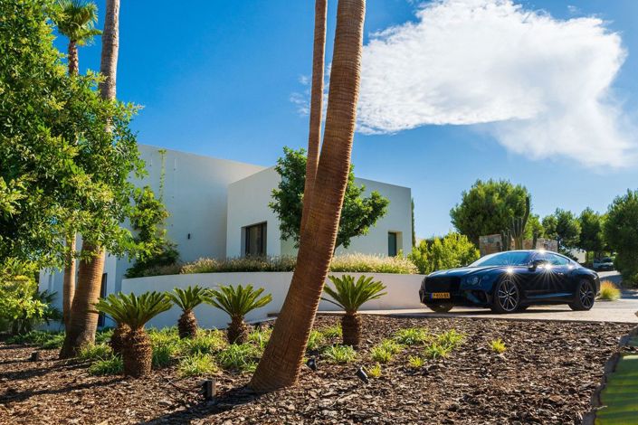 Image No.38-5 Bed Villa for sale