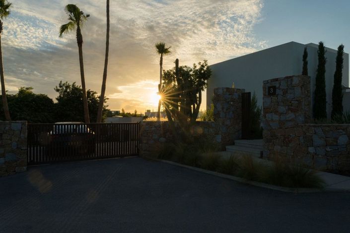 Image No.39-5 Bed Villa for sale