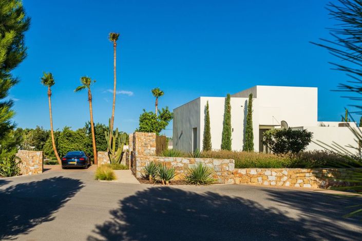 Image No.40-5 Bed Villa for sale