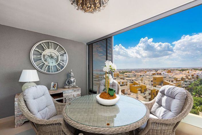 Image No.19-2 Bed Apartment for sale