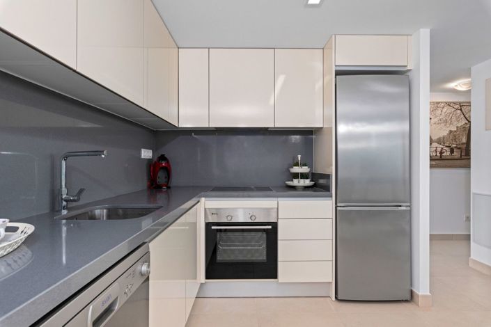Image No.21-2 Bed Apartment for sale
