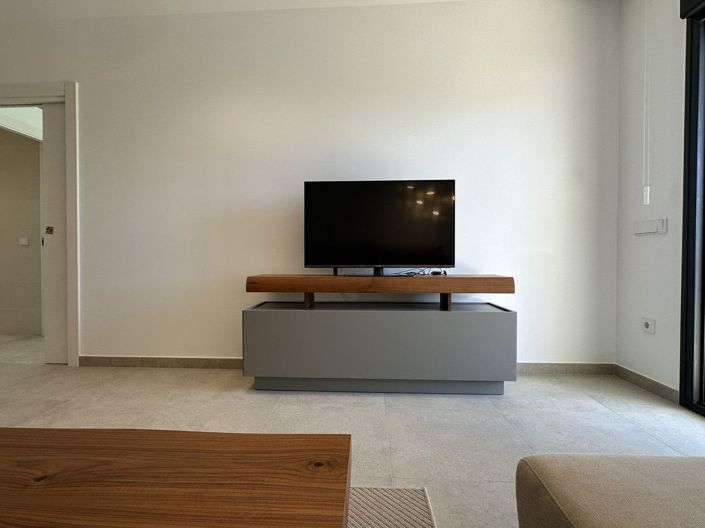 Image No.23-2 Bed Apartment for sale