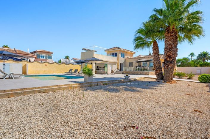 Image No.47-3 Bed Villa for sale