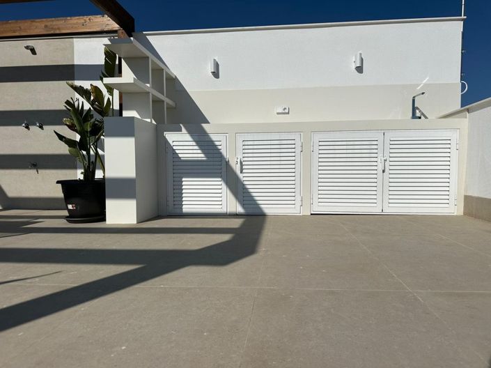 Image No.26-2 Bed Villa for sale