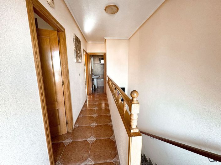 Image No.22-4 Bed Apartment for sale