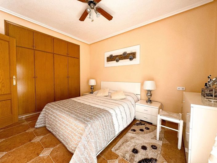 Image No.27-4 Bed Apartment for sale
