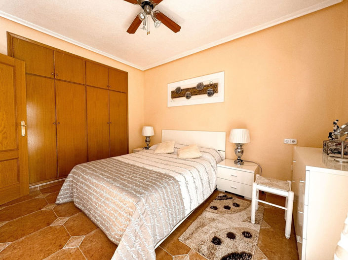 Image No.27-4 Bed Apartment for sale