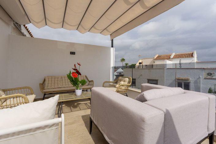 Image No.29-3 Bed Villa for sale