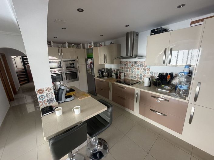 Image No.7-4 Bed Villa for sale