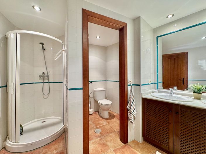 Image No.7-2 Bed Apartment for sale
