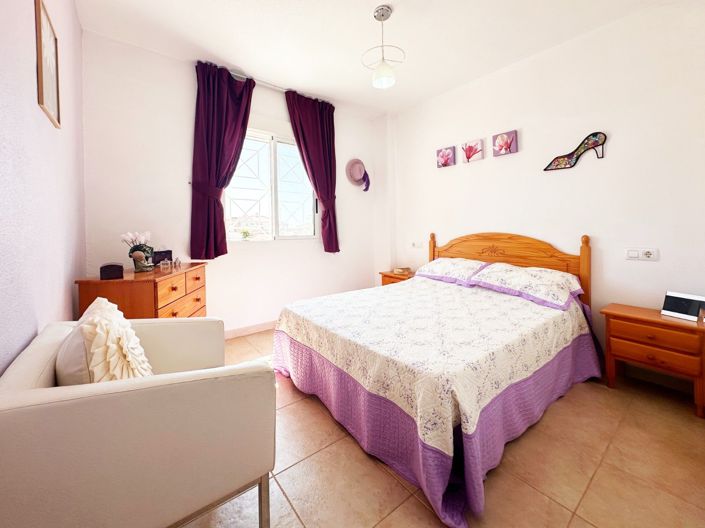 Image No.10-2 Bed Bungalow for sale