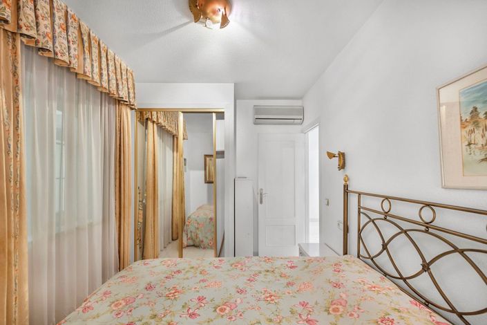 Image No.19-2 Bed Apartment for sale
