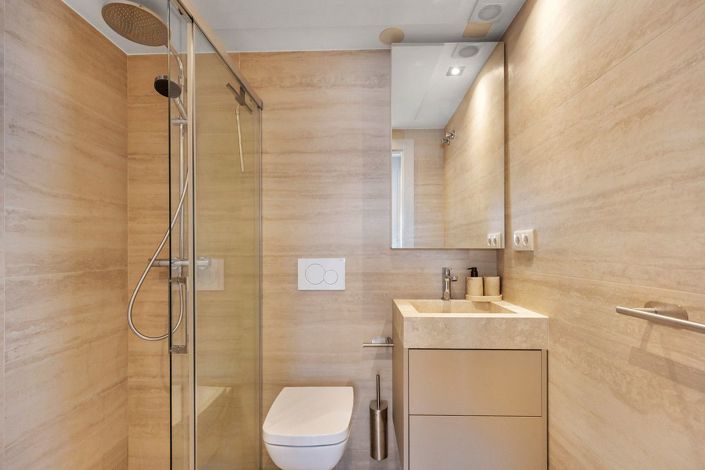 Image No.20-3 Bed Apartment for sale