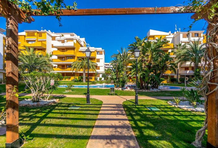 Image No.30-3 Bed Apartment for sale