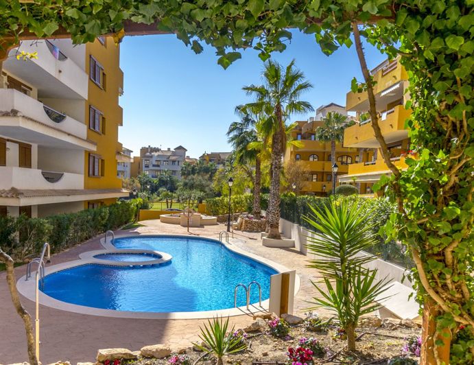 Image No.28-3 Bed Apartment for sale