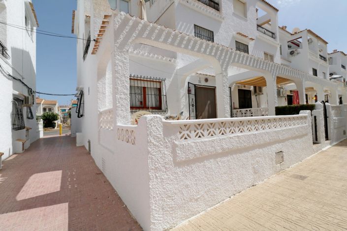 Image No.22-3 Bed Bungalow for sale