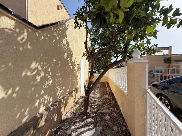 Image No.3-Maison de 2 chambres à vendre à Torrevieja