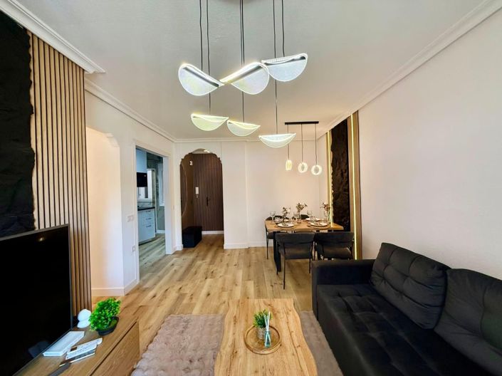 Image No.17-2 Bed Apartment for sale