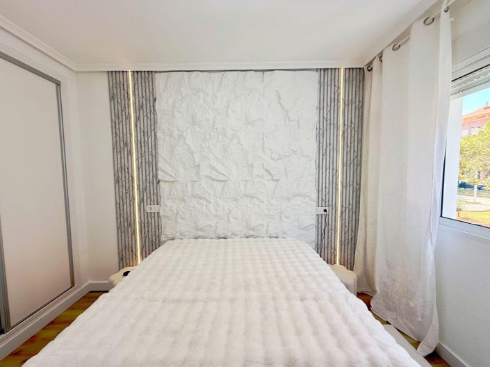Image No.21-2 Bed Apartment for sale