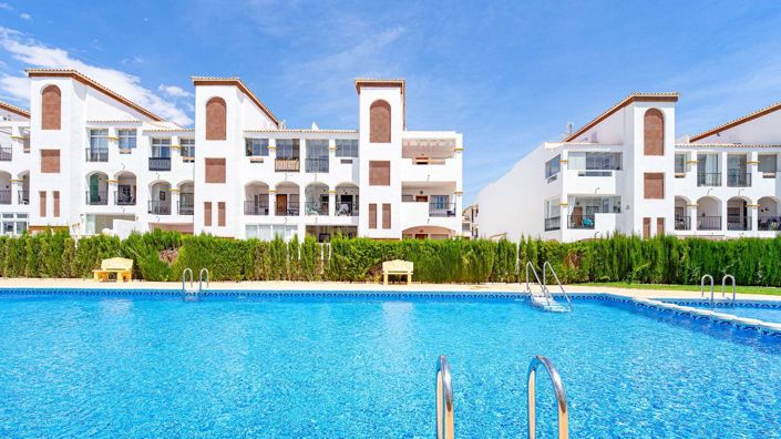 Image No.42-2 Bed Apartment for sale