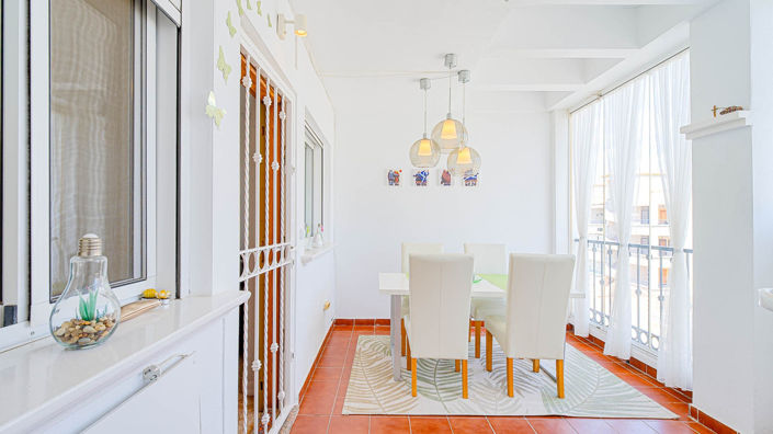 Image No.8-2 Bed Apartment for sale