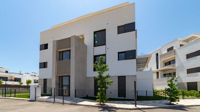 Image No.30-2 Bed Apartment for sale
