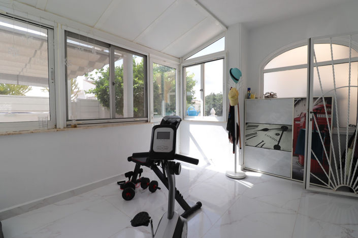 Image No.10-2 Bed Townhouse for sale