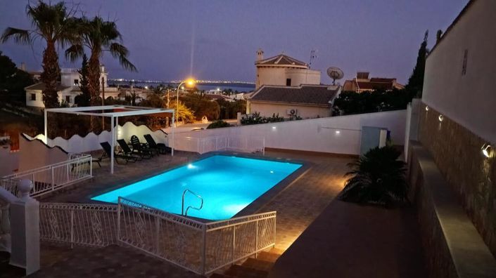Image No.15-4 Bed Villa for sale