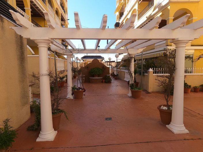 Image No.29-2 Bed Apartment for sale
