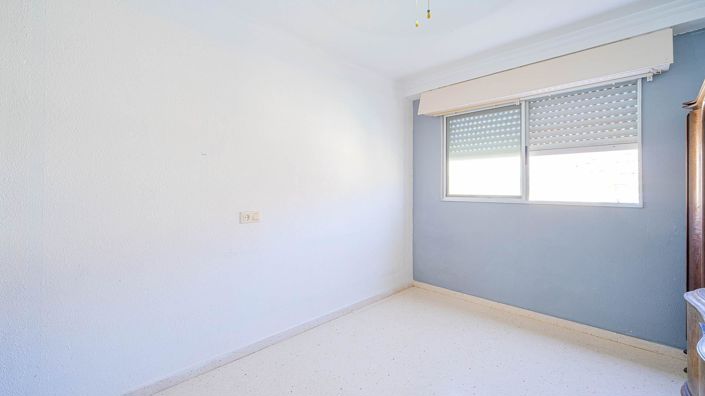 Image No.17-4 Bed Apartment for sale