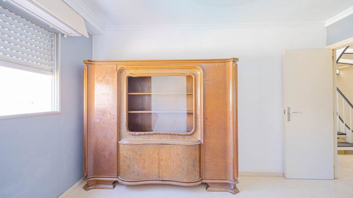 Image No.18-4 Bed Apartment for sale